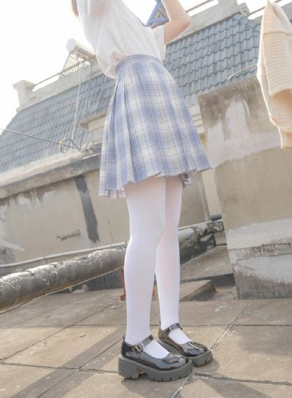 欧美姿防晒霜_BD英语高清在线